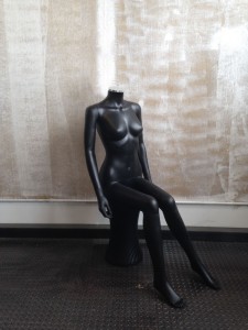 MANNEQUIN LITE SILOUETTE SCHWARZ FRAU - SUSY 20