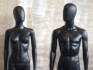 MANNEQUINS - EGO LITE BLACK